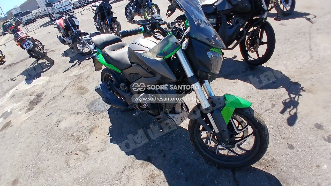 Bajaj Dominar D400 2024 em leilao em Brasil