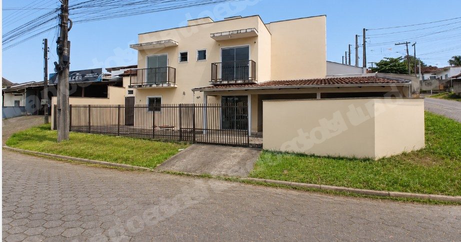 Casa em leilao em Araquari/SC