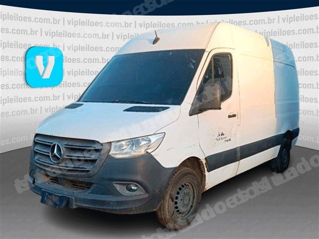 Mercedes em leilao em Brasil