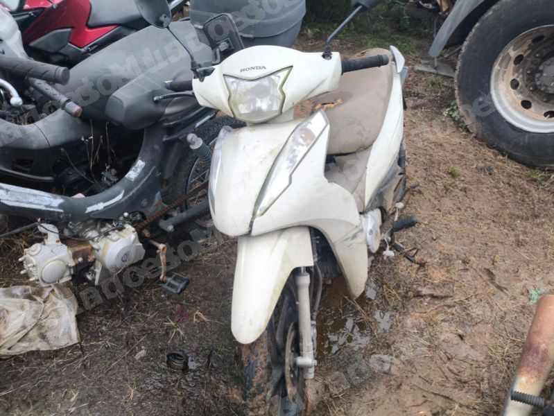 Honda Biz 2023 em leilão em Balneário Camboriú/SC
