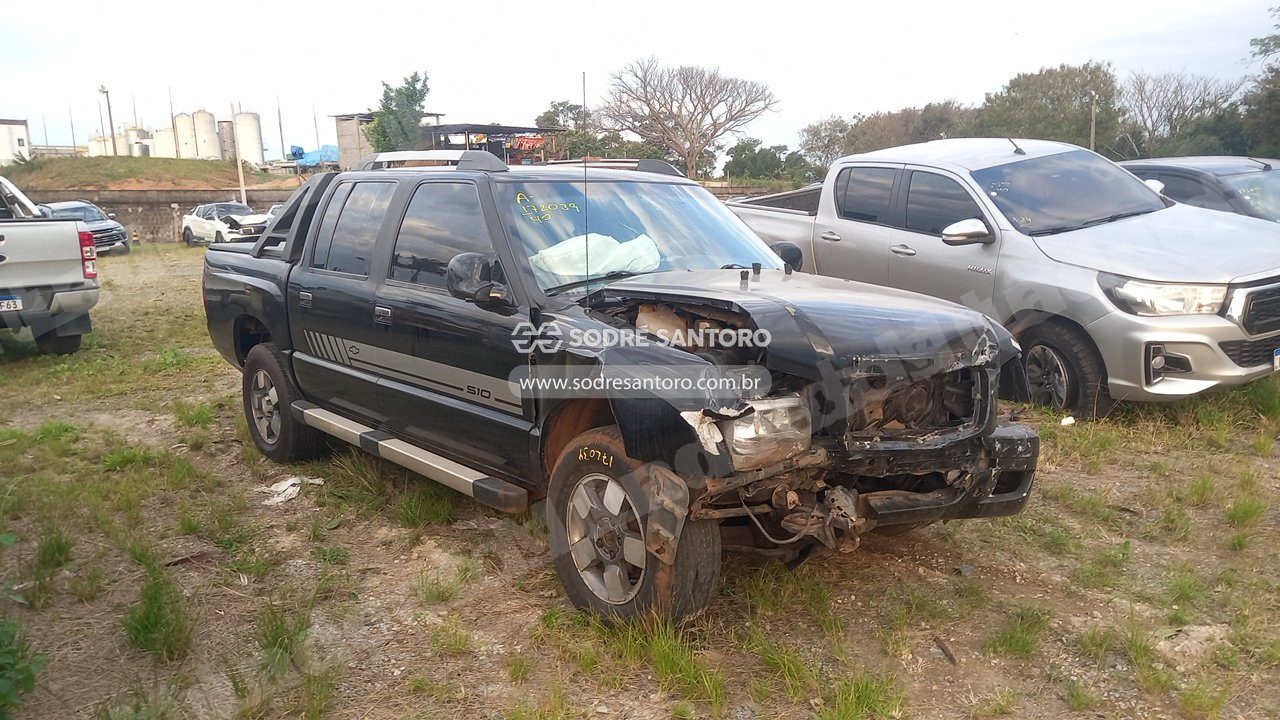 Chevrolet S10 Executive  4X4 2011 em leilao em Monte Mor/SP