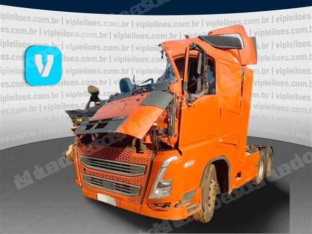 Volvo em leilao em Brasil