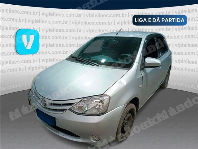 Toyota em leilao em Brasil