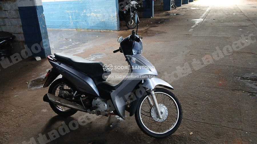 Honda Biz 125 Es 2015 em leilão em Ribeirão Preto/SP