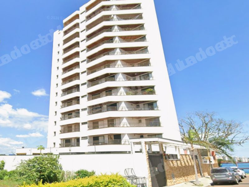 Apartamento de 192 m2 em leilão em São Carlos/SP