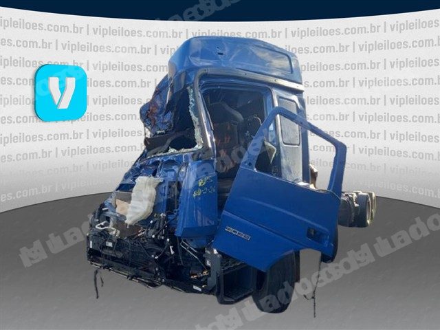 Mercedes em leilao em Brasil