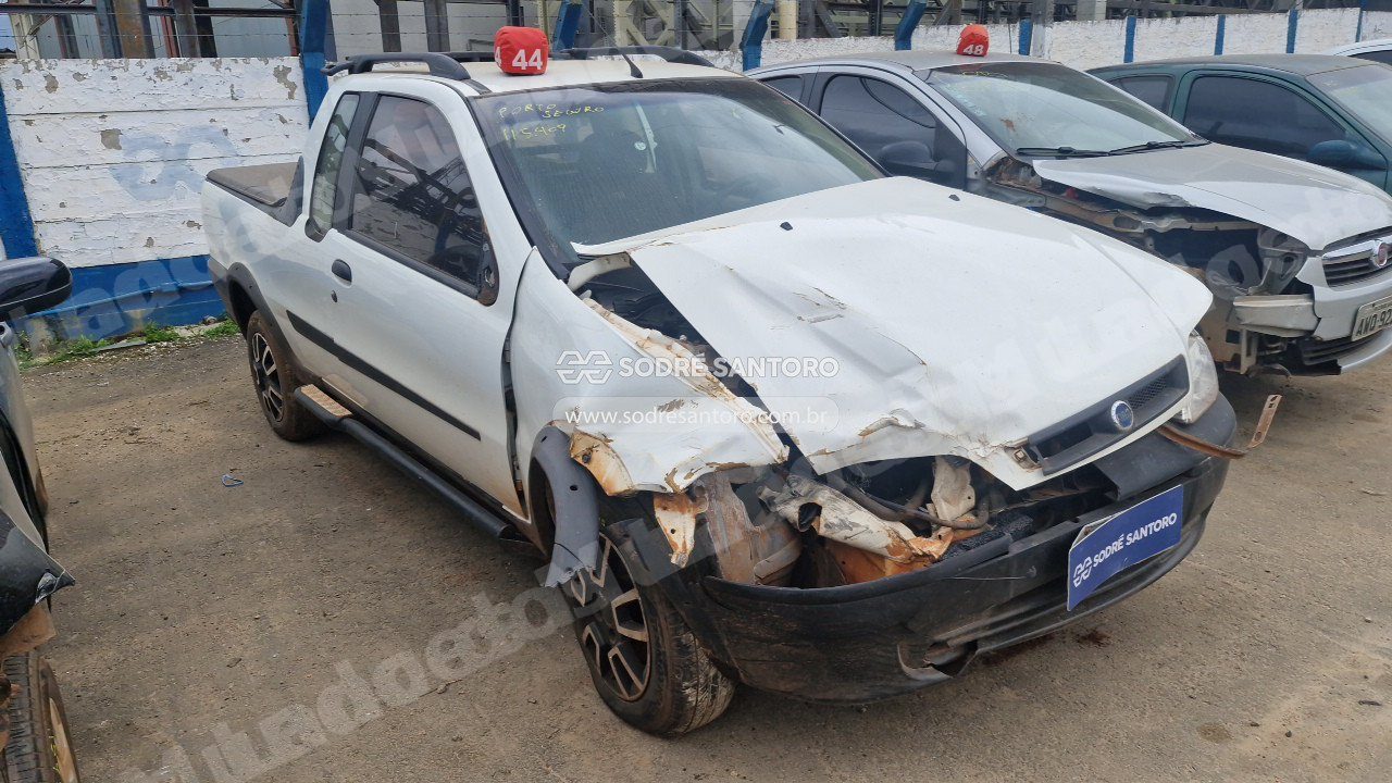Fiat Strada Fire Ce 2005 em leilao em São José dos Pinhais/PR