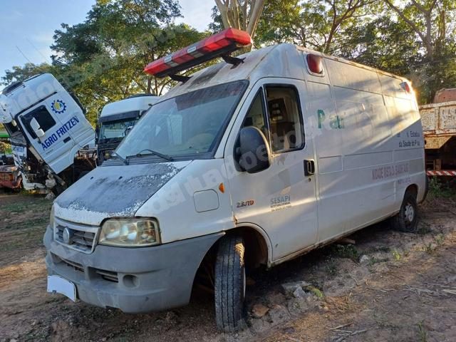 Fiat 2006 em leilão em Brasil