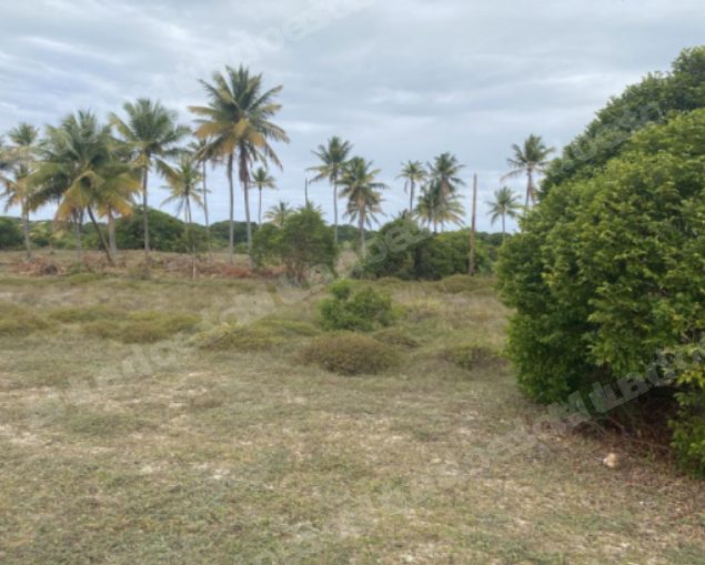 Terreno de 300 m2 em leilao em Itaporanga D'ajuda/SE