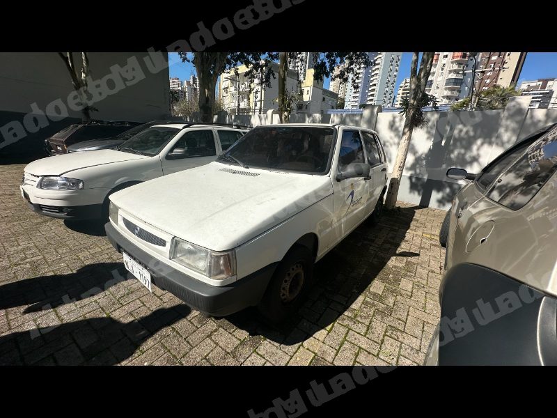 Fiat Uno em leilao em Brasil - Lote 13