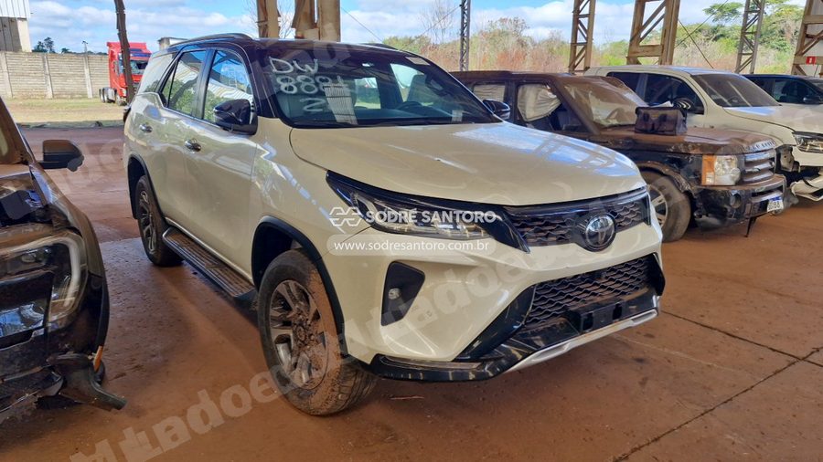 Toyota Hilux Swdmda4Md 2022 em leilão em Sertãozinho/SP