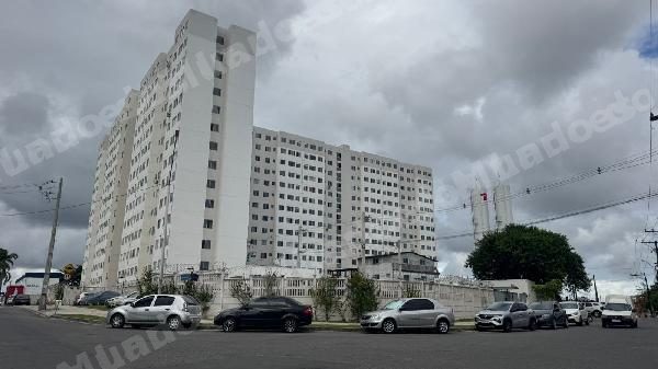 Apartamento em leilao em R/BA