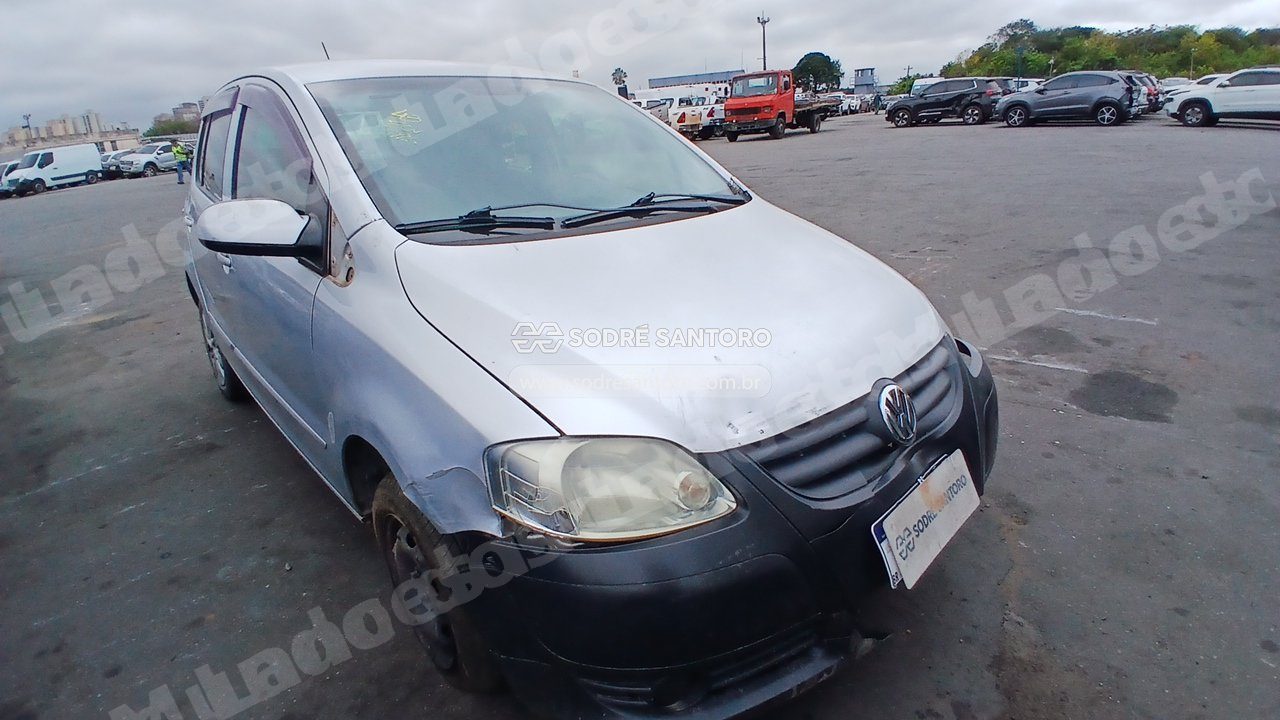 Volkswagen Fox 1.0 2008 em leilão em Brasil