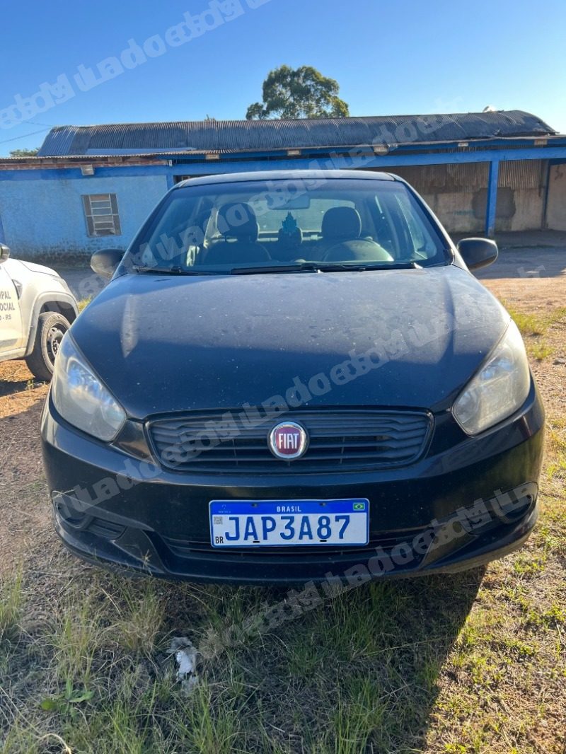 Fiat Grand em leilao em Brasil