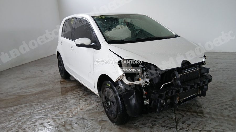 Volkswagen Up Move Ma 2015 em leilão em Caçapava/SP