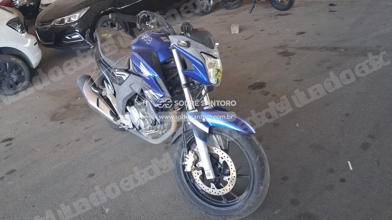 Honda Cb 250F Twister Cbs 2021 em leilao em Brasil
