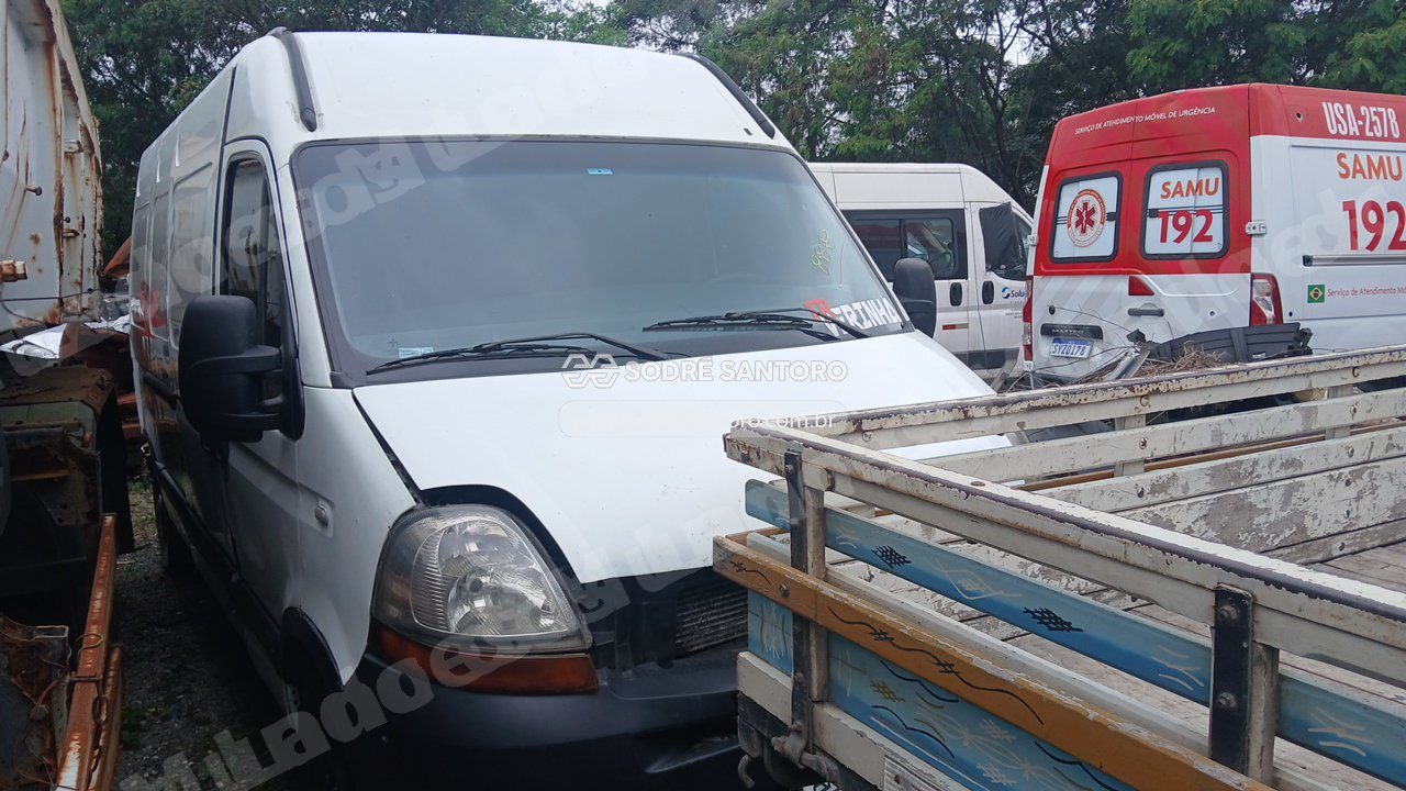 Renault Master13M3 25Dci 2013 em leilao em Guarulhos/SP