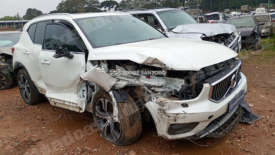 Volvo Xc40 T5H Inscrip 2021 em leilão em São José dos Pinhais/PR