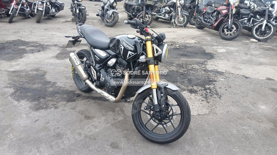 Triumph Speed 400 2026 em leilão em Guarulhos/SP