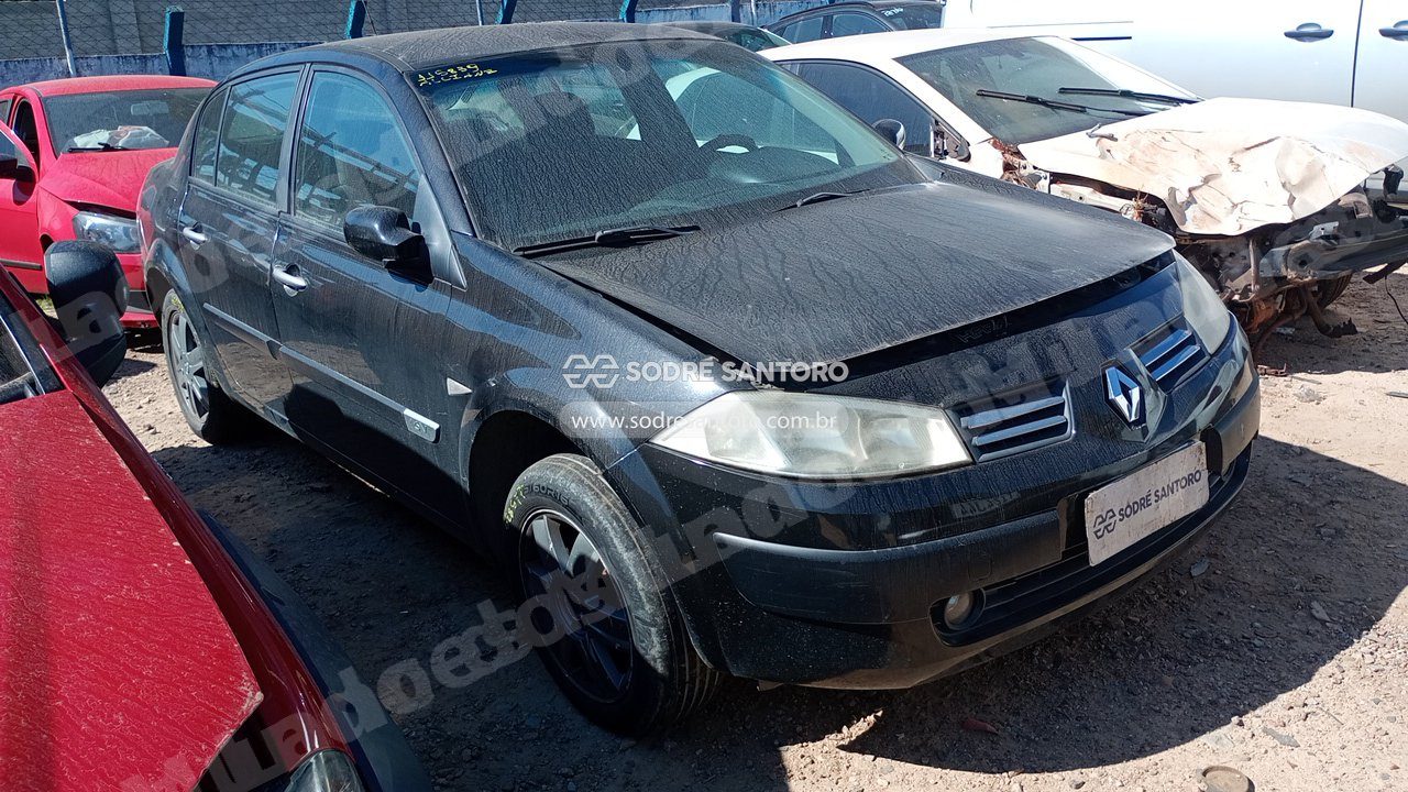 Renault Meganesd Dyn 16 2010 em leilão em São José dos Pinhais/PR