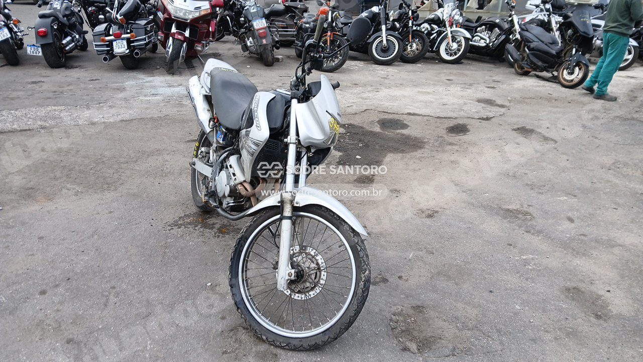 Honda Nx-4 Falcon 2006 em leilao em Brasil
