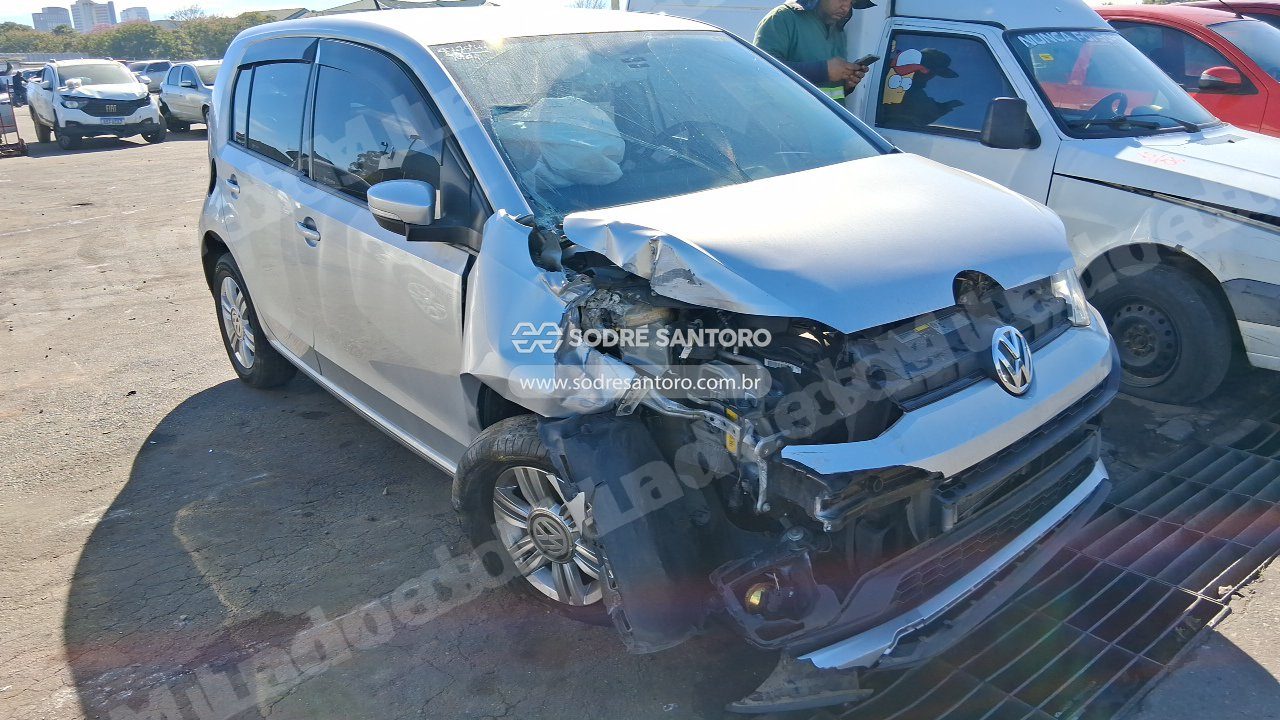 Volkswagen Up Move Mcv 2018 em leilão em Brasil