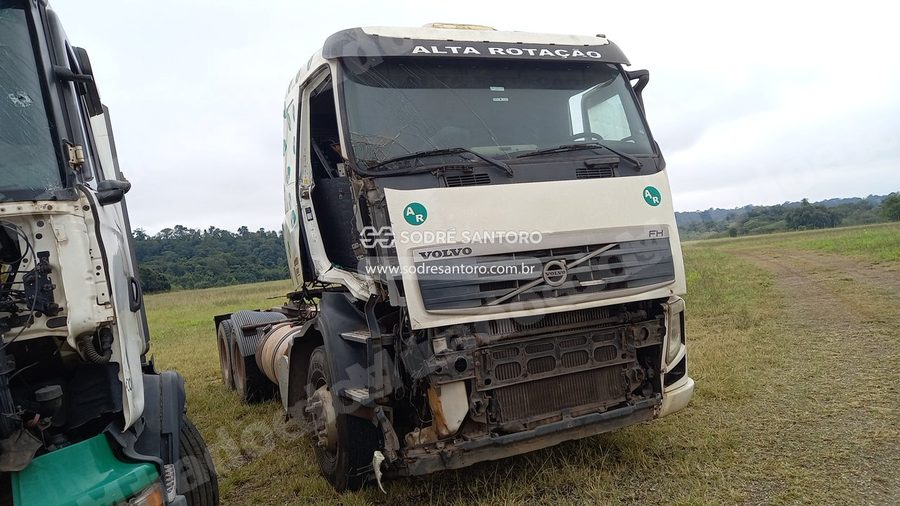 Volvo Fh 440 6X2 T 2010 em leilão em Cesário Lange/SP