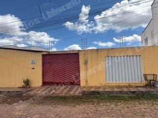 Casa de 105 m2 em leilão em Balsas/MA