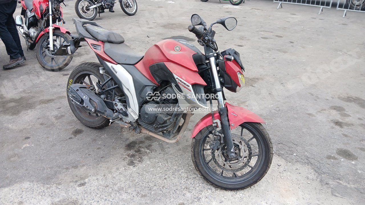 Yamaha Fz25 Fazer 2020 em leilão em Brasil