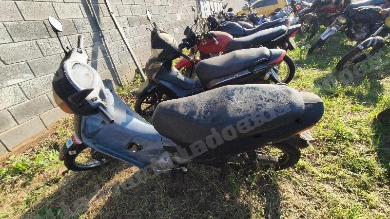 Honda 2003 em leilão em Telêmaco Borba/PR - Lote 1
