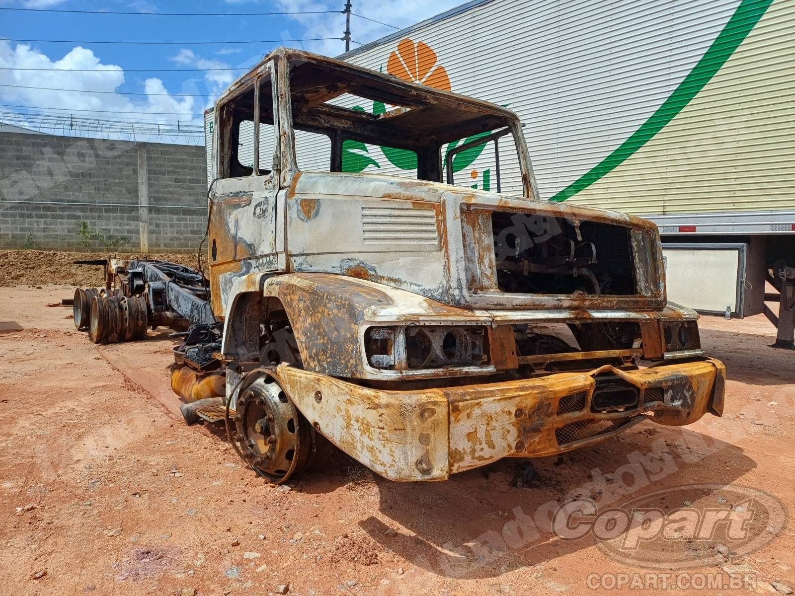Terreno em leilao em Eusébio/CE