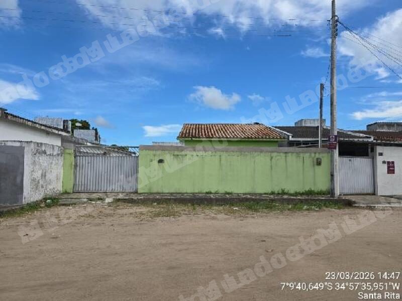 Casa em leilao em Santa Rita/PB