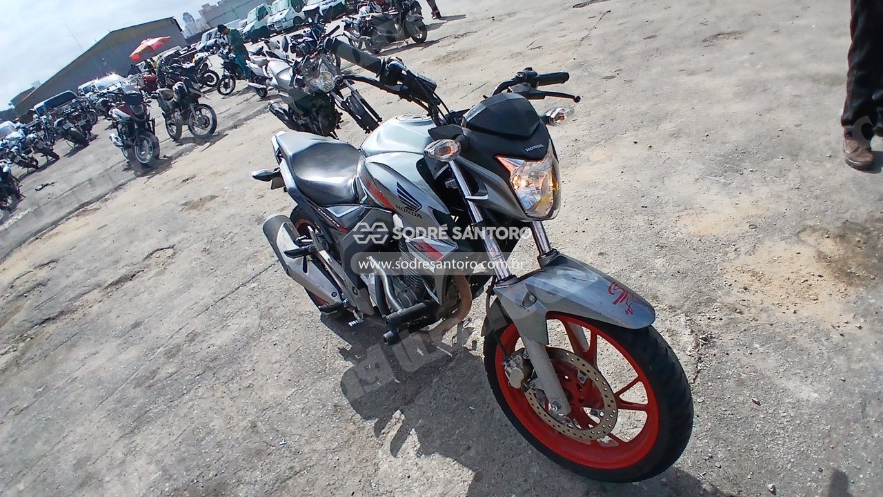 Honda Cb 250F Twister 2018 em leilao em Brasil