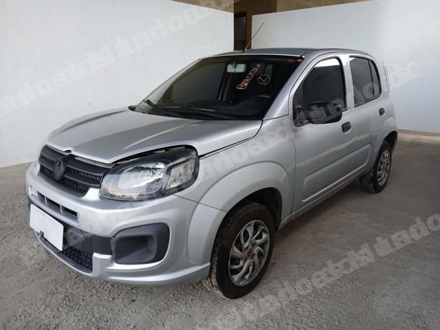 Fiat Uno 2021 em leilao em Brasil