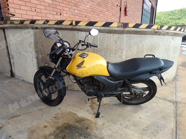 Honda em leilao em Brasil