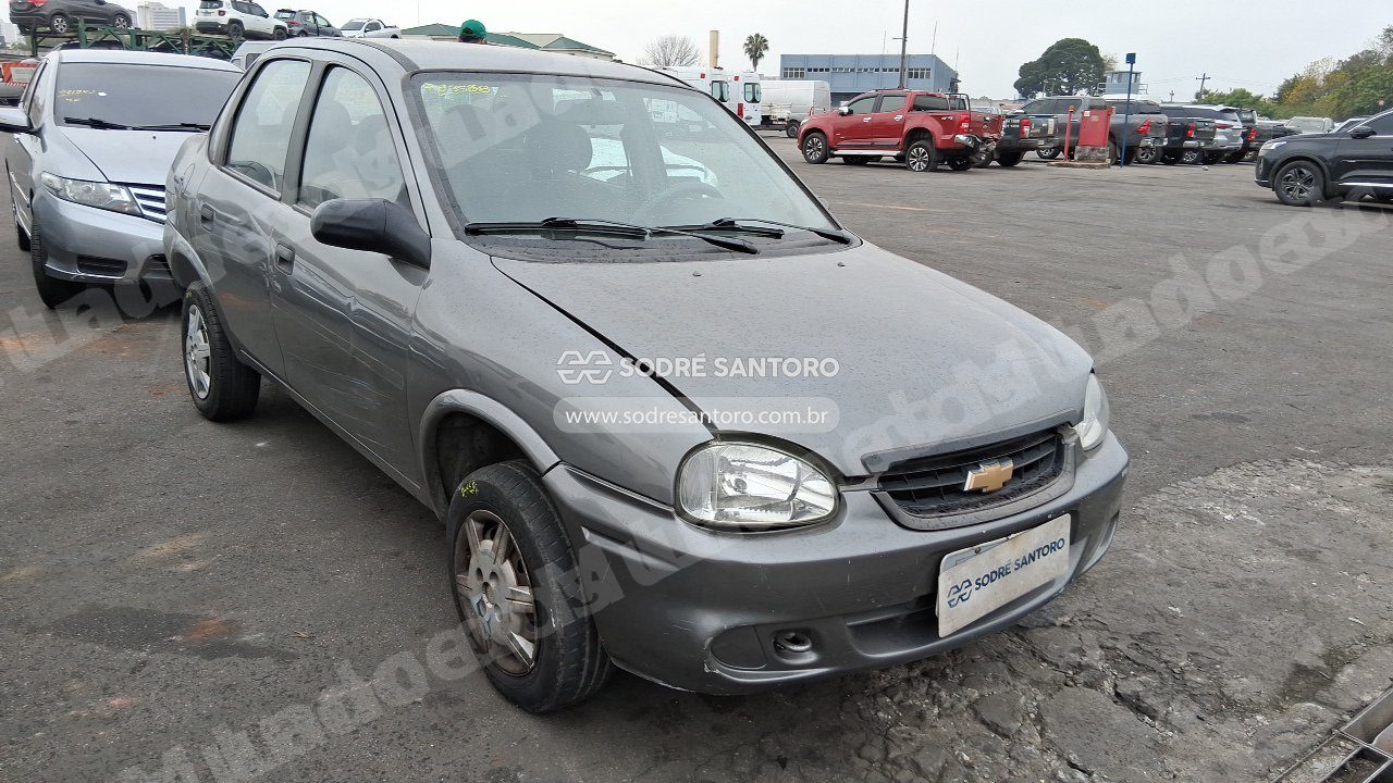 Chevrolet Classic 2010 em leilão em Brasil