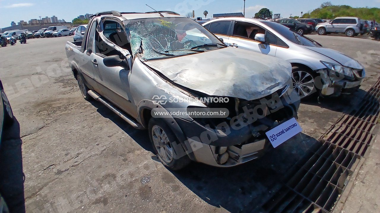 Fiat Strada Advent Flex 2007 em leilão em Brasil