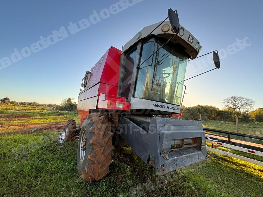Máquina agrícola 2011 em leilão em Carazinho/RS - Lote 2