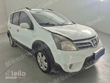 Nissan Livina em leilao em Eusébio/CE