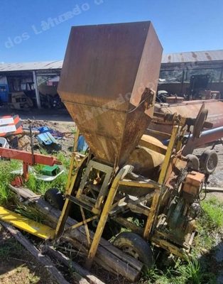 Ferramentas em leilão em Rio Azul/PR