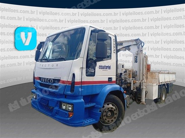Iveco 2014 em leilão em Brasil