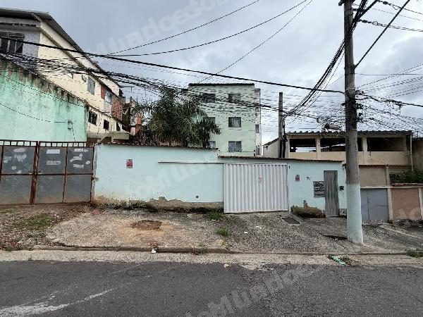 Apartamento em leilao em O/RJ