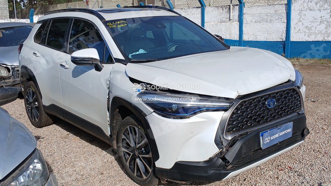 Toyota Corolla Cross Xrx Hybrid 2023 em leilao em São José dos Pinhais/PR