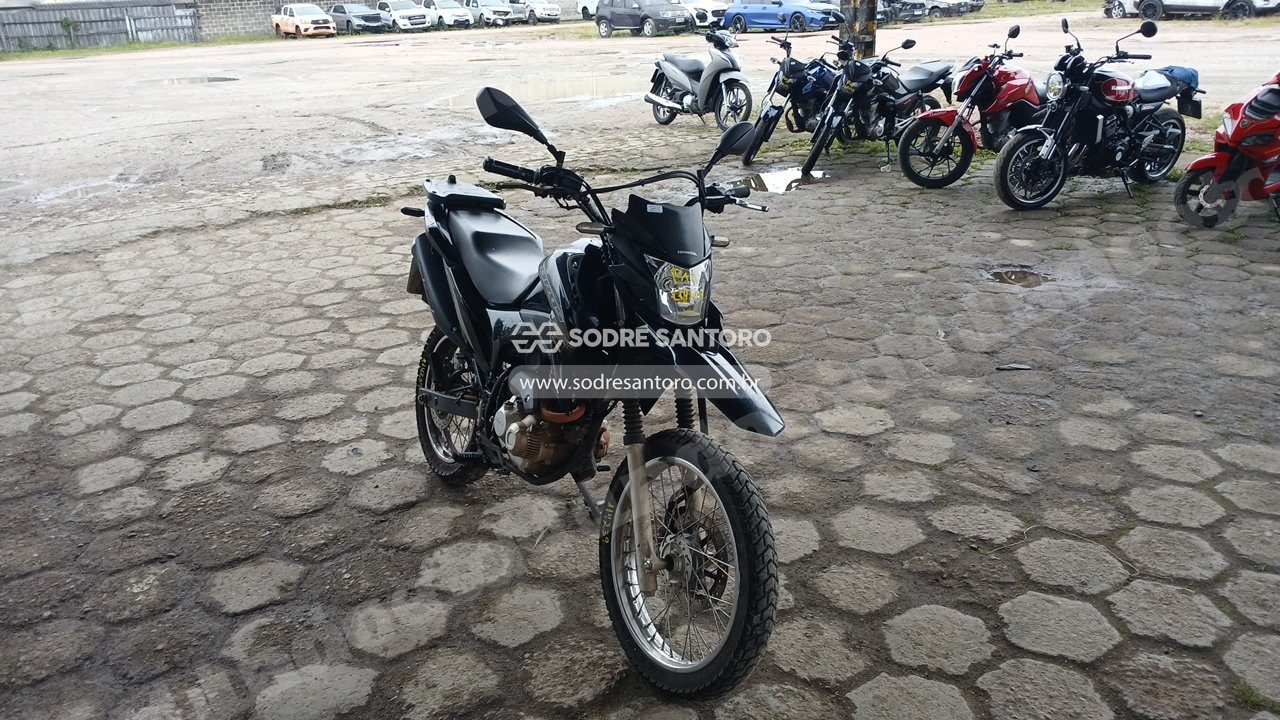 Honda em leilao em Sj. dos Pinhais/PR
