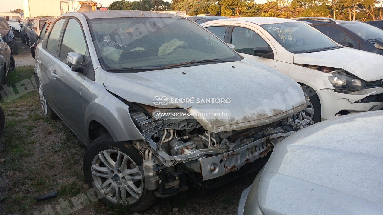 Ford em leilao em Brasil