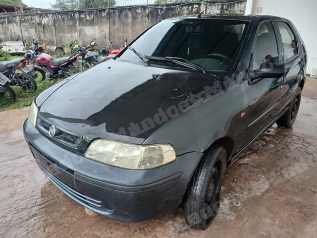 Fiat em leilao em Brasil