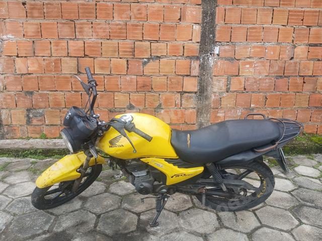 Honda 2013 em leilao em Brasil - Lote 8