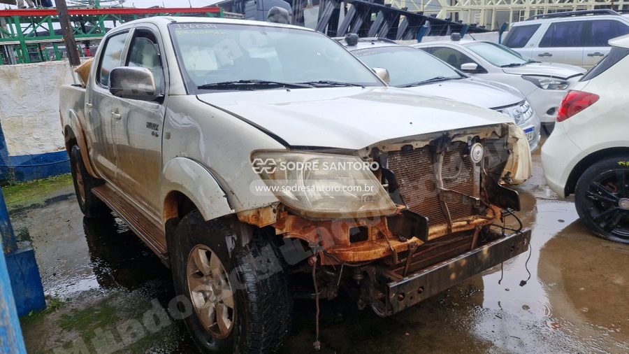 Toyota Hilux Cd4X4 2011 em leilão em São José dos Pinhais/PR
