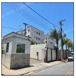 Apartamento em leilao em E/RJ