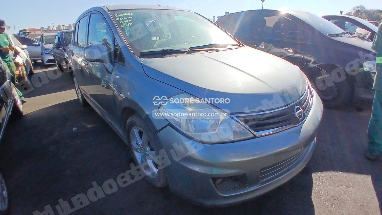 Nissan Tiida 18Sl Flex 2013 em leilao em Brasil